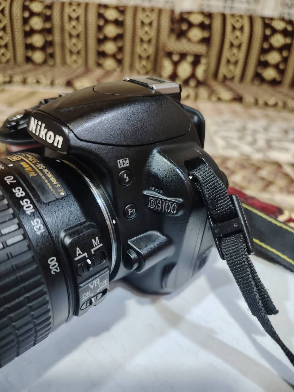 السلام عليكم✋ ....

*للبيع كامرتي الخاصه بالتصوير
*جنت استعمله فقط بأيام الزياره
#السـعـــر_300, الـف💸
-للأتصال على رقم الهاتف
.
.  👈🏻  ||   ***********   ||  👉🏻
ـــــــــــــ ـ ــــــــــــ ـ 
°مواصفاتها :-
*نوعها  Nikon_d3100 📸
*زوم استبلايزر VR
*زومها احترافي
*زوم  55-200
*مانع اهتزاز بيها
*دقته فوول f4
*تصوير فيديو
`المنافذ 4
`منفذ فلاش
`منفذ مايك
`خفيفه الوزن

 مــع :-
-بطارية ✔️
-جنطة   ✔️
-رام 8GB ✔️
-حزام كتف ✔️

-تصوير ( أشخاص - بورتريه - طبيعي )
 صناعته ياباني ☑️
  سعرها مناسب ☑️
ـ ــــــــــــ ـ ـــــــــــــــ ـ
🔹باقي التفاصيل اتصل أعلاه 👆🏻👆🏻
#العنـــــوان_البصـــــــرة ...وتدللون
