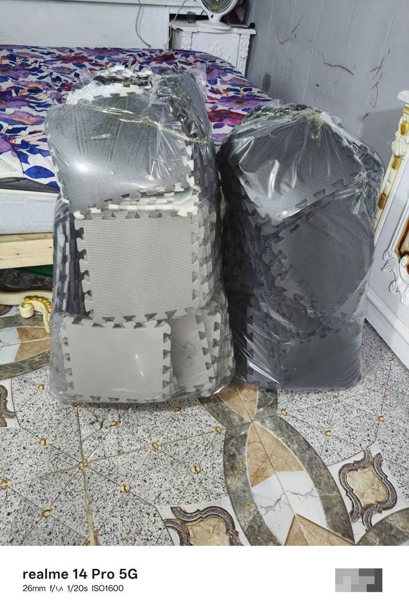 كاربت ارضيات قطع مربعات جلد حته طفل من يطيح ماعليه شي 
اخر شي ذني جيسين العدد 190 قطعه كلهن ب 40 ع اول تم 

@


**إذا كنت صاحب هذا الإعلان وتريد حذفه لأي سبب، رجاءا أرسل رسالة إلى الدعم الفني**