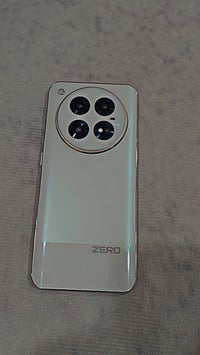 ان فنكس زيرو 40  جديد ما صارلو شهر من فتحتو ذاكره 512 معالج 8200 شحن 4...