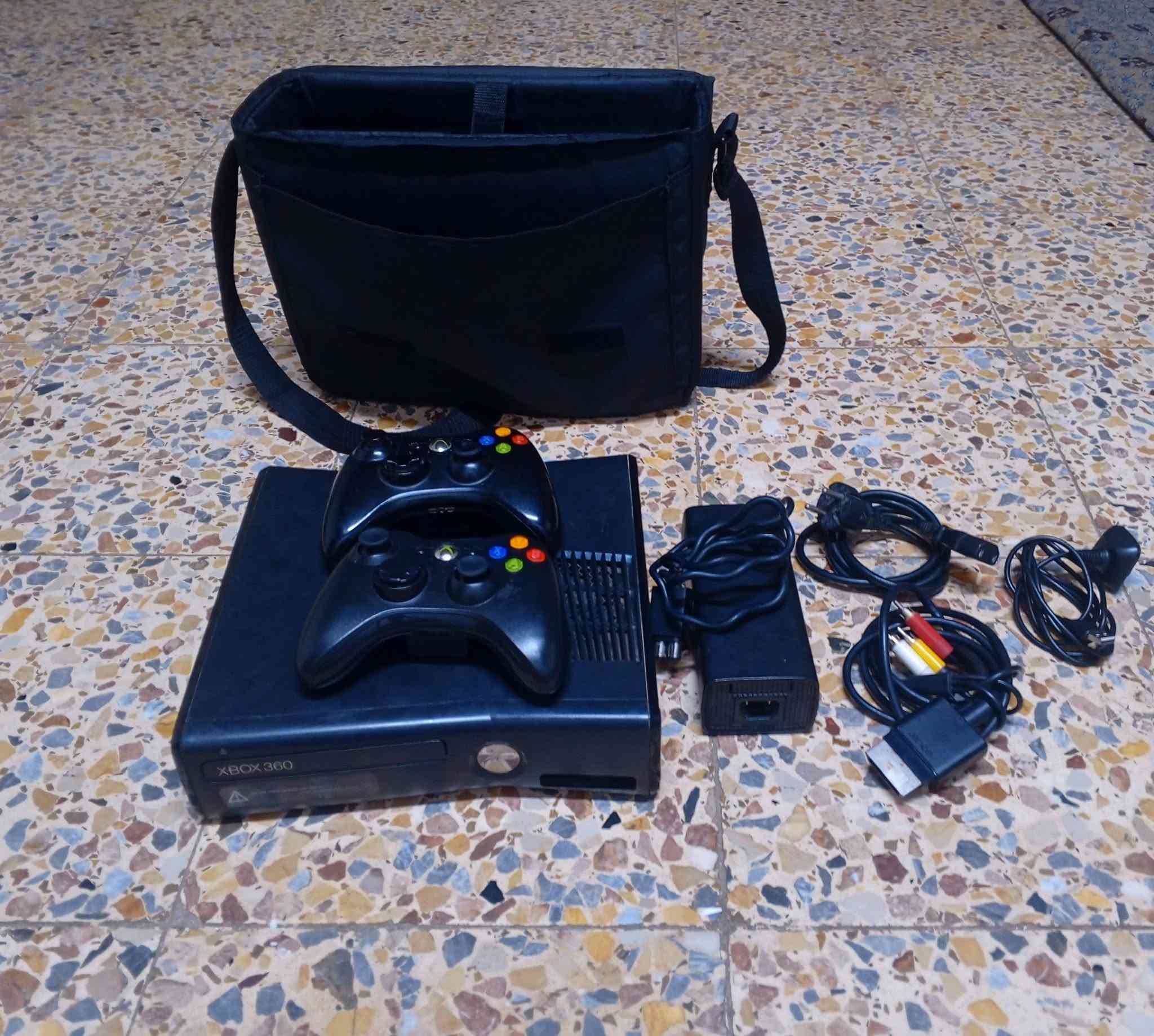 السلام عليكم
الجهاز:xbox 360 Slim

ذاكره:250GB

عدد جويستكات:2 تجاريه واصليه

جهاز مفتوح فقط تنظيف شرط منافذ كلو شغال

عدد الالعاب:35

الغراض: مع كيبل A/V مال جهاز اصلي مع شاحنه جويستك ومحوله وجنطه

ملاحظة جويستكات بيهن درفت خفيف بل گير اليسار

السعر120الف وبي مجال

انطيك ضمان اسبوع اي خلل بل جهاز ترجعه

عنوان حي سومر 

للاستفسار اكثر خاص


**إذا كنت صاحب هذا الإعلان وتريد حذفه لأي سبب، رجاءا أرسل رسالة إلى الدعم الفني**
