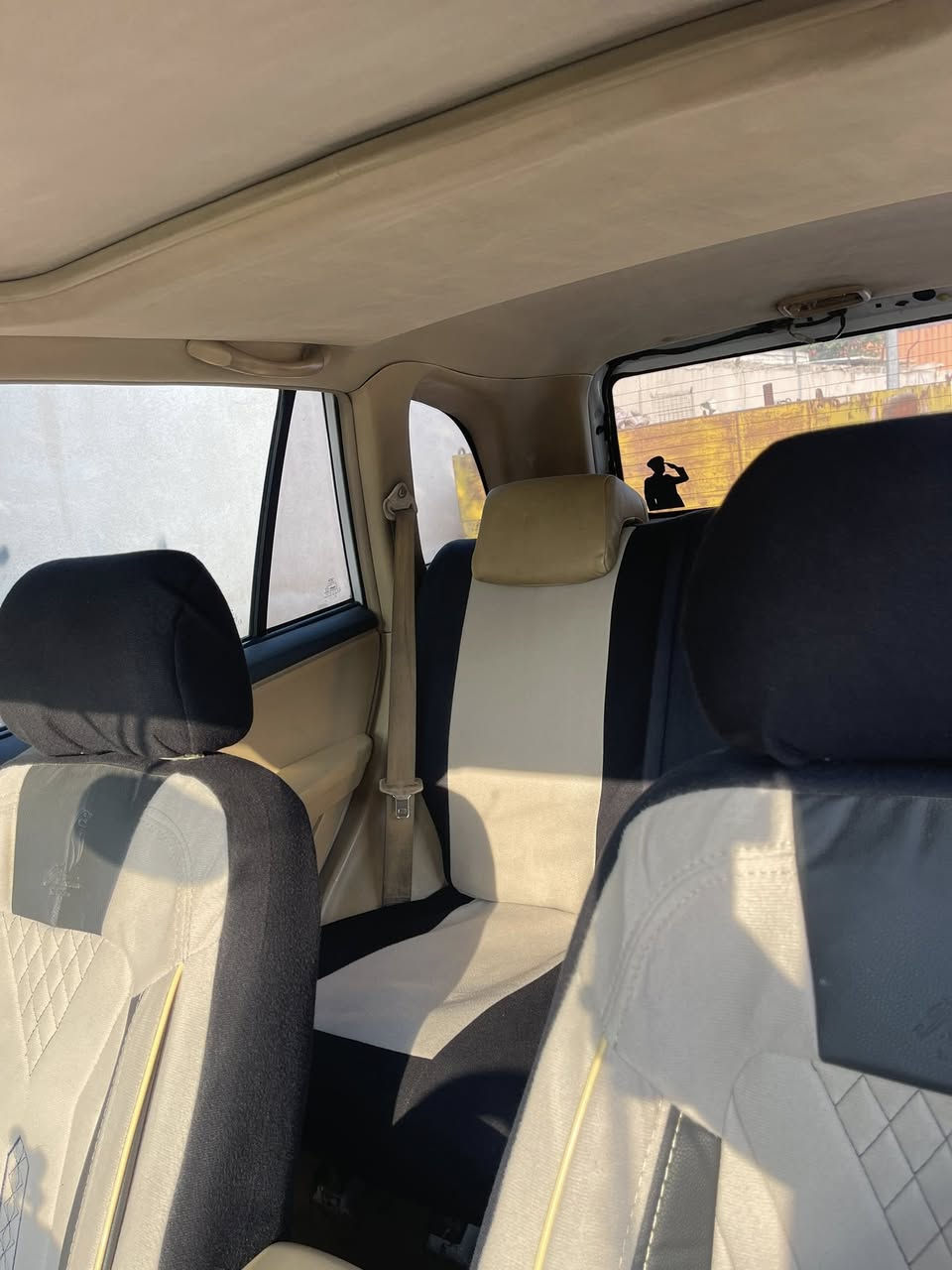 السلام عليكم ورحمة الله وبركاته تيكو 2014مكانات صبغ  أبيع حزام مكان دوره السعر 65 بيها مجال بسيط رقم ***********
