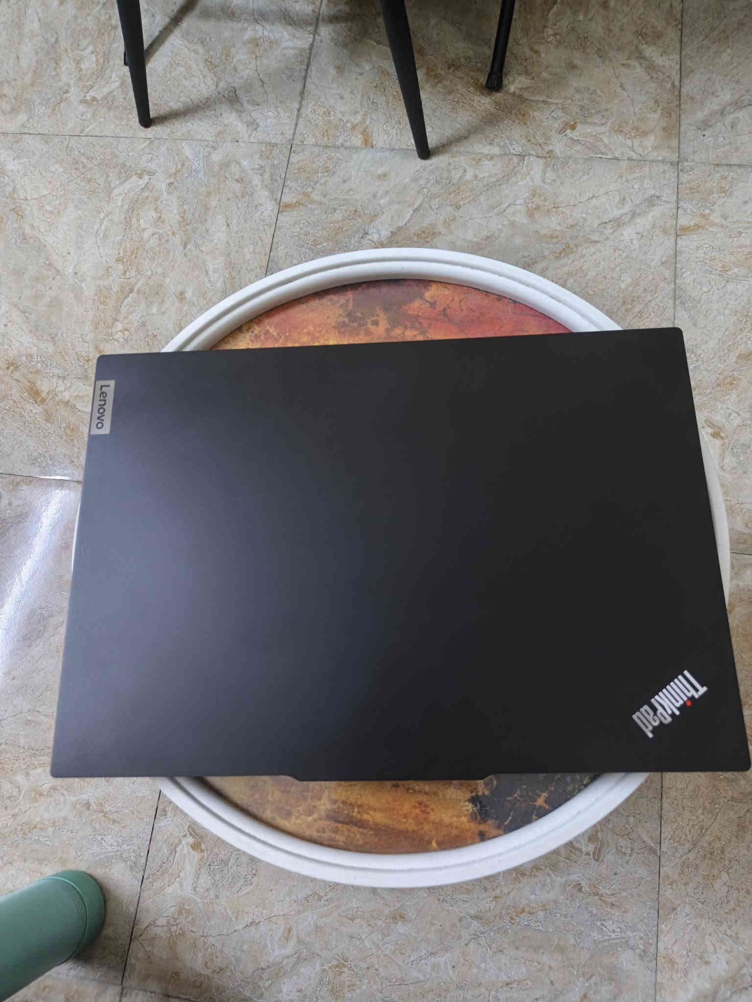 للبيع لابتوب Lenovo E16 gen 2 شبه جديد

‏ المواصفات:
‏
‏المعالج: Intel Core Ultra 7 155H (أحدث جيل من انتل – قوي جدًا للشغل والبرامج الثقيلة)
‏
‏الرام: 16GB DDR5
‏
‏كرت الشاشة: Intel Arc Graphics ( مدمج يقدم اداء ممتاز بالمونتاج والالعاب )
‏
‏التخزين: SSD 512GB
‏
‏النظام: Windows 11 Pro 
‏
‏DirectX 12
‏
‏الجهاز نظيف جدًا، مستخدم شهرين فقط، ويجي ويه شاحن أصلي.
‏
‏
‏ مناسب للدراسة، الشغل المكتبي، البرامج، المونتاج، الالعاب
‏
‏ السعر: 800 الف دينار وبي مجال
‏
‏ للاستفسار 
‏*********** واتساب
‏
