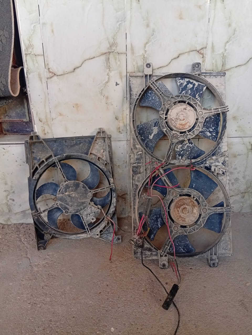 فان تبريد لبيع ***********

