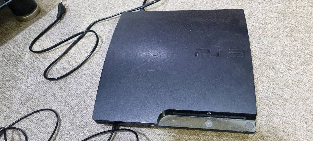 له عب 1-gta 5 2-gta 4 3-gta San andreas 4-god of war2 5-max payne 6- batman 7far cry