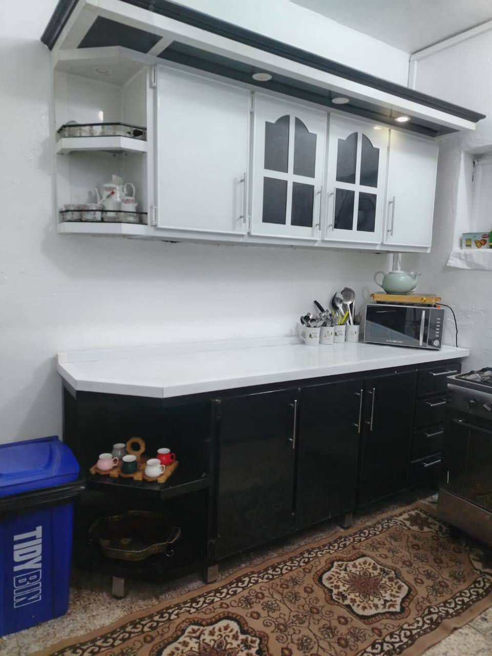 شقه للبيع
الزعفرانيه شقق سعيدة
شارع الموظفين طابق ثالث مع السطح فارغ ونظيف 
للاستفسار ***********
