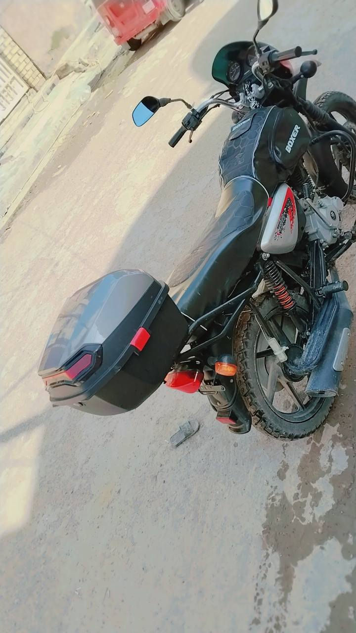 بوكسر اوراق اصوليه ودراجه مكفوله عامه بدون رقم للبيع قفل 700محتاج وريد ابيع بغداد الامين مغير موجدخاص اتصل فقط ‏‪0771 858 2643‬‏مديل 23
