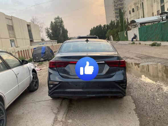 السلام عليكم سيراتو 2021 خليجي سياره سابقن بيه حادث بل جاملغ خلفي يسره وهسه صارت بيه هاي طخه  سياره كير محرك تبريد مكفول رقم بغداد سعره 105 وبيه مجال مكاني بغداد ***********
