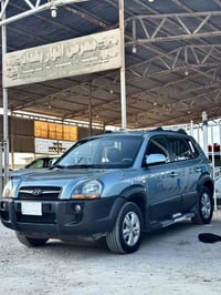 سيارة توسان(كوري) موديل2009 مكفوله   رقم بغداد بأسمي    الشراي يتصل فق...