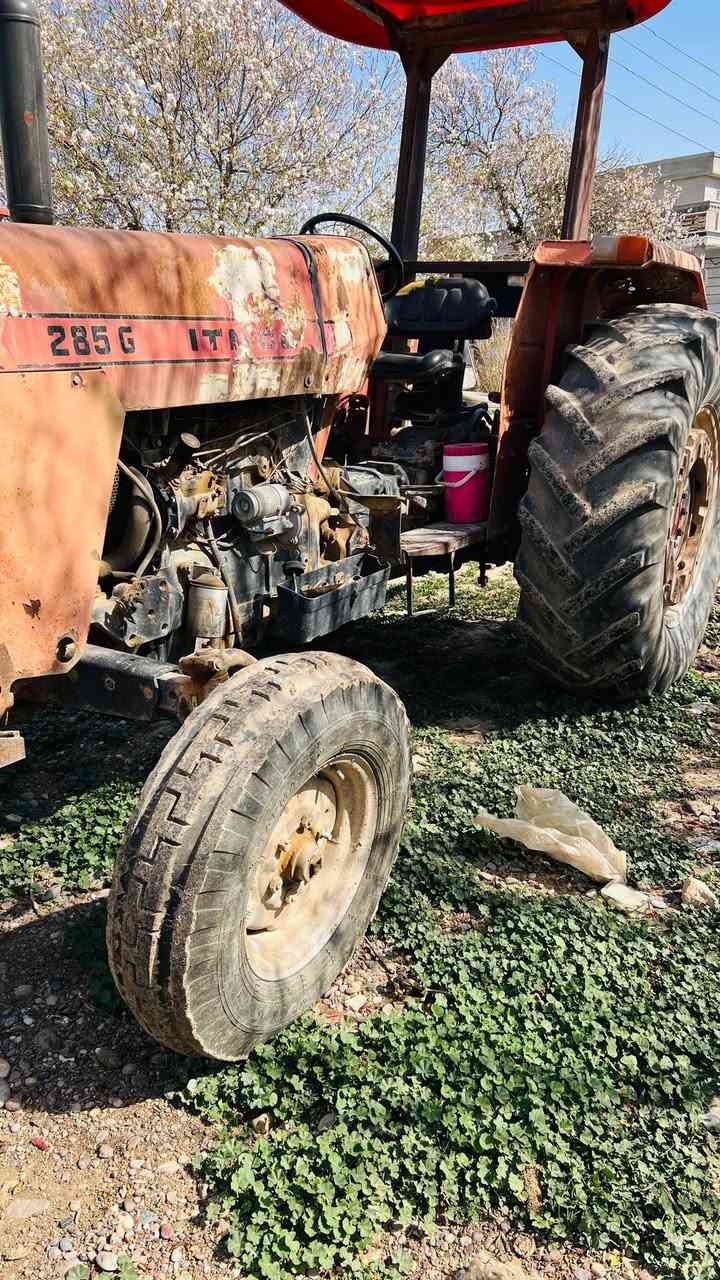 السلام عليكم تركتر للبيع موديل 9 ايراني يشتقل نگره سلف مايعوزه كلشي كاتي
السعر ثمانيه مليون ونص المكان المسحك ***********
