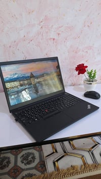 للبيع لابتوب مراكه لينفو کوراي 7 جيل10 رام 8  هارد 256 حجم شاشه 17 مع ...