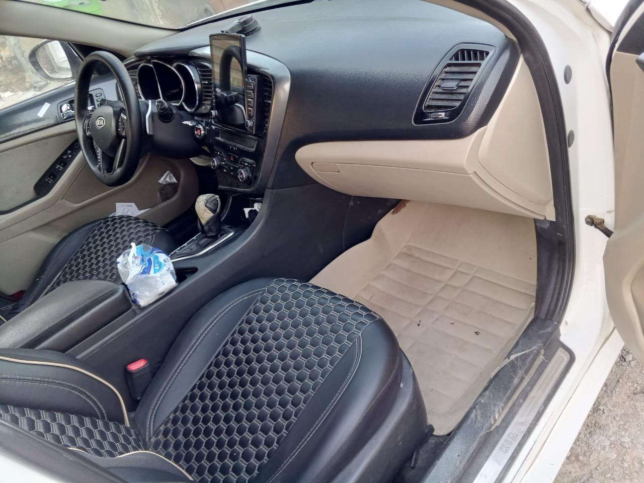 سلام عليكم .. كيااوبتما 2011 خليجي
فول مواصفات vip
•فتحه قطعتين 
•بصمه تشغيل وابواب وجنطه 
* ترحيب
* تبريد  قطعتين
* ⁠ كشن سائق فول كهرباء وخزن
* ⁠دوشمه جلد
* ⁠مري اشاره وشفط
* ⁠لايت لد نهاري
* ⁠مكينة 2400 دوووووش
* تبريد يحتاج منظومة كاملة وشويه ترتيبات 
قطعتين صبغ جاملغ امامي وخلفي جهة السائق بدون دواخل فقط صبغ
رقم اربيل .. سنوية ماساقطة .. مكان السيارة بغداد .. السعر ١٠٧ وبيه مجال .. للاستفسار  واتساب *********** بغداد, العراق
