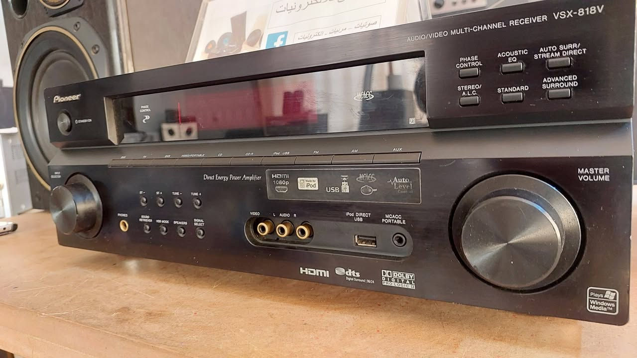 السلام عليكم.. عرض #2026010
أمبليفاير PIONEER VSX-818V 
نظام HDMI 7.1 , فول مواصفات بفئته. 
يدعم 7 سبيكرات، 2 اساسية، 4 محيطية، 1 سنتر جانل ، 1 أكتف سبووفر.
صور للمداخل و المخارج مرفقة بالمنشور.
السعر 330 الف دينار بي مجال بسيط للطيبين أكيد 💖 ..
مكاني سليمانية... يوجد توصيل كافة المحافظات.
Mustafa Electronics 
Audio , Video & Electronics
Whatsapp: ***********
