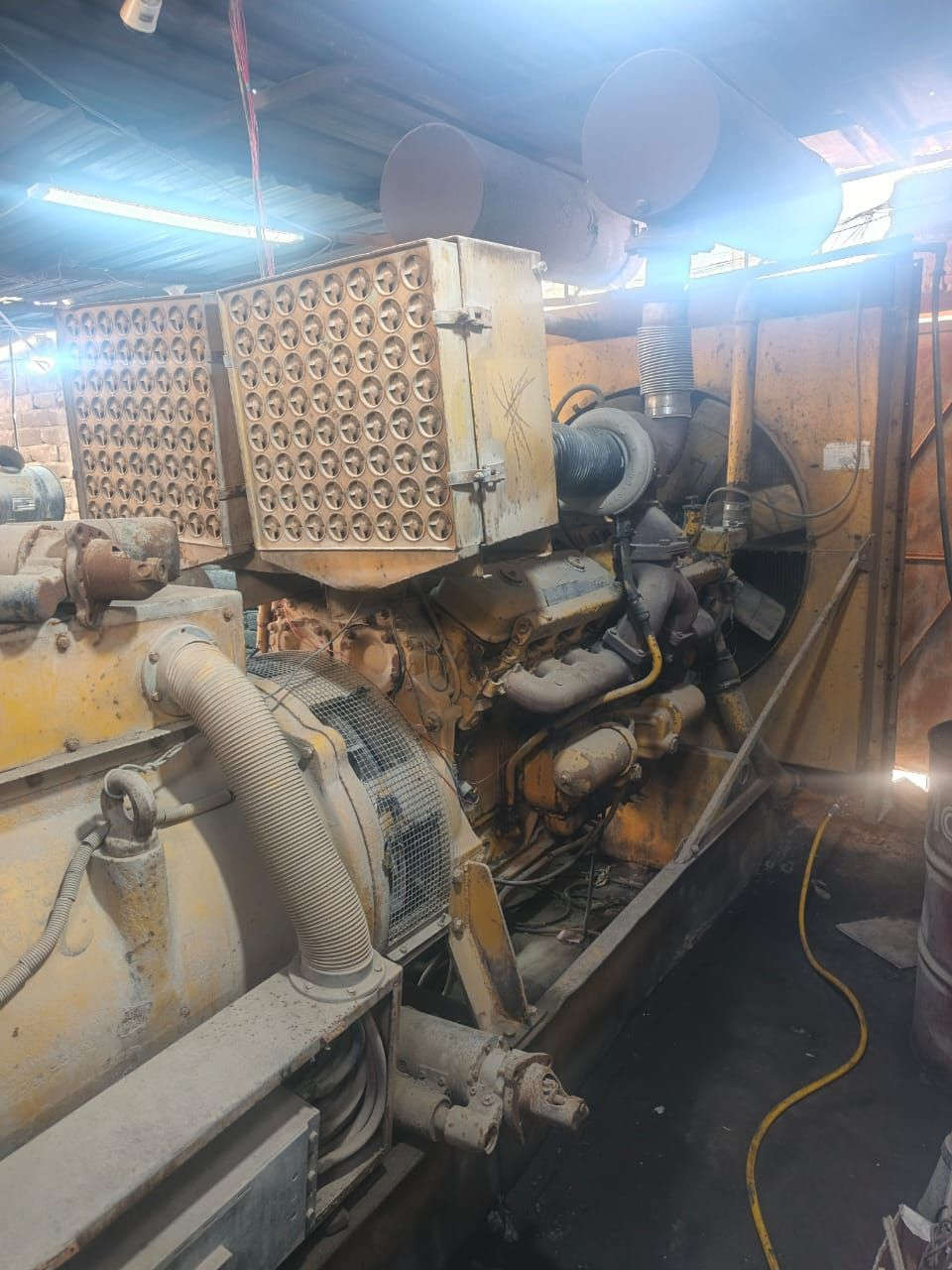 مولد اف جي ولسن ٥٦٤ كي في مكفول المحرك وراس التوليد موجود في محافظة ميسان  ***********
