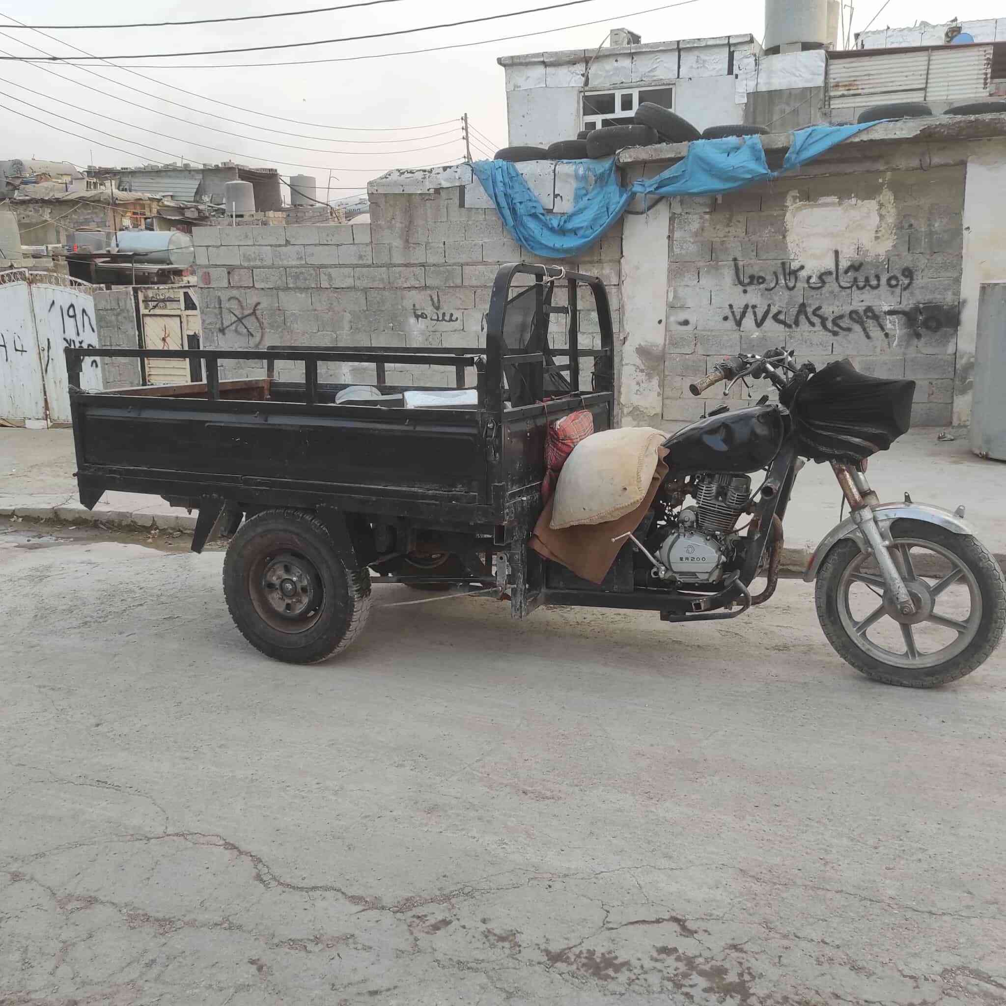 ئه م ماتؤره كه ريم  كابانه بؤ فرؤشتن و گؤرينه وه مه كينه 200 گيرو مه كينه و ئه كسلى به شه رت له سليمانيه 550 هه زار 
***********
***********
