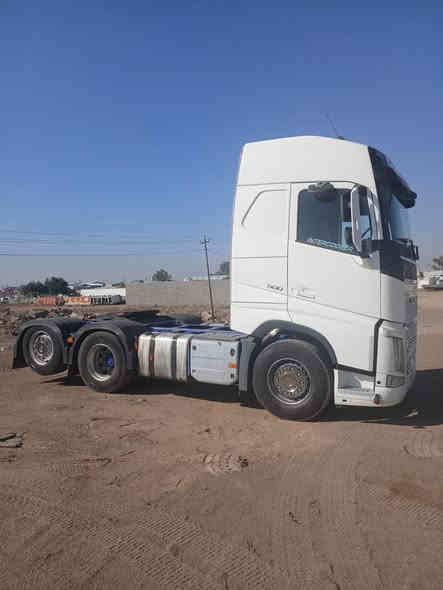 السلام عليكم شباب فالفو 2016 كاتي سحال خلفي دوار سيارة جديدة وجاهزة وبعدها زيرو فول مواصفات ماعدا الثلاجة شايليها سيارة كاملة بس ترقم وتطلع للشغل المكينة حجم 500 جوبلس امامي واخوان اي استفسار على السيارة او السعر مالتها اتصل على هاذة رقم وبخدمتكم   ‭0778 315 8982‬
