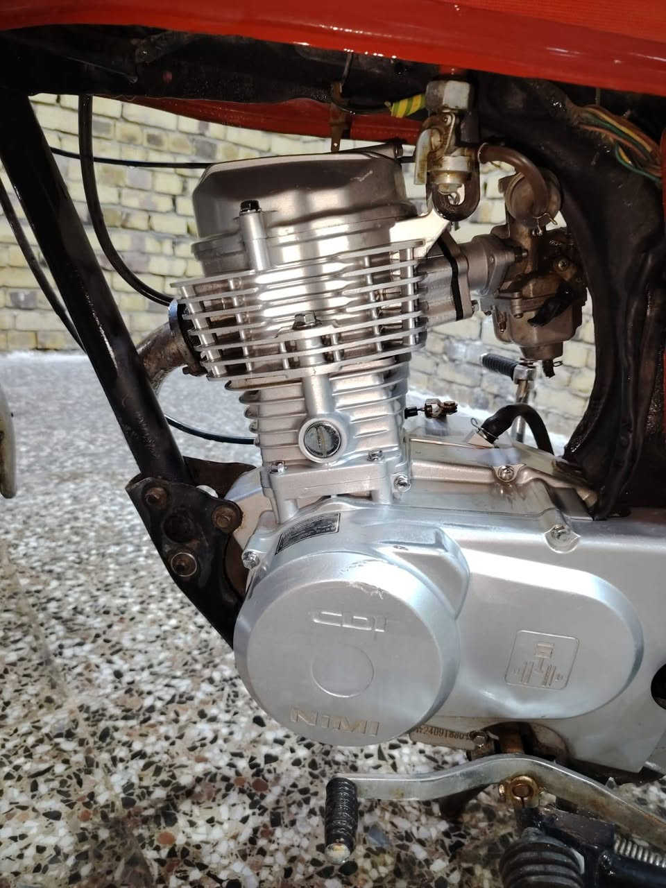 دراجه ايرانيه للبيع 
تعمير جديد 
السعر ٧٥٠ وبيه مجال 
للاستفسار اتصال على الرقم 
‏‪+964 781 567 0137‬‏


**إذا كنت صاحب هذا الإعلان وتريد حذفه لأي سبب، رجاءا أرسل رسالة إلى الدعم الفني**