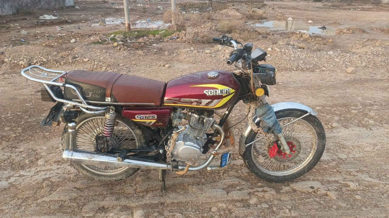 السلام عليكم دراجة للبيع تايكر مديل 24 سعر 550 وبيها مجال العنوان قرب جامعت ديالى رقم ***********
