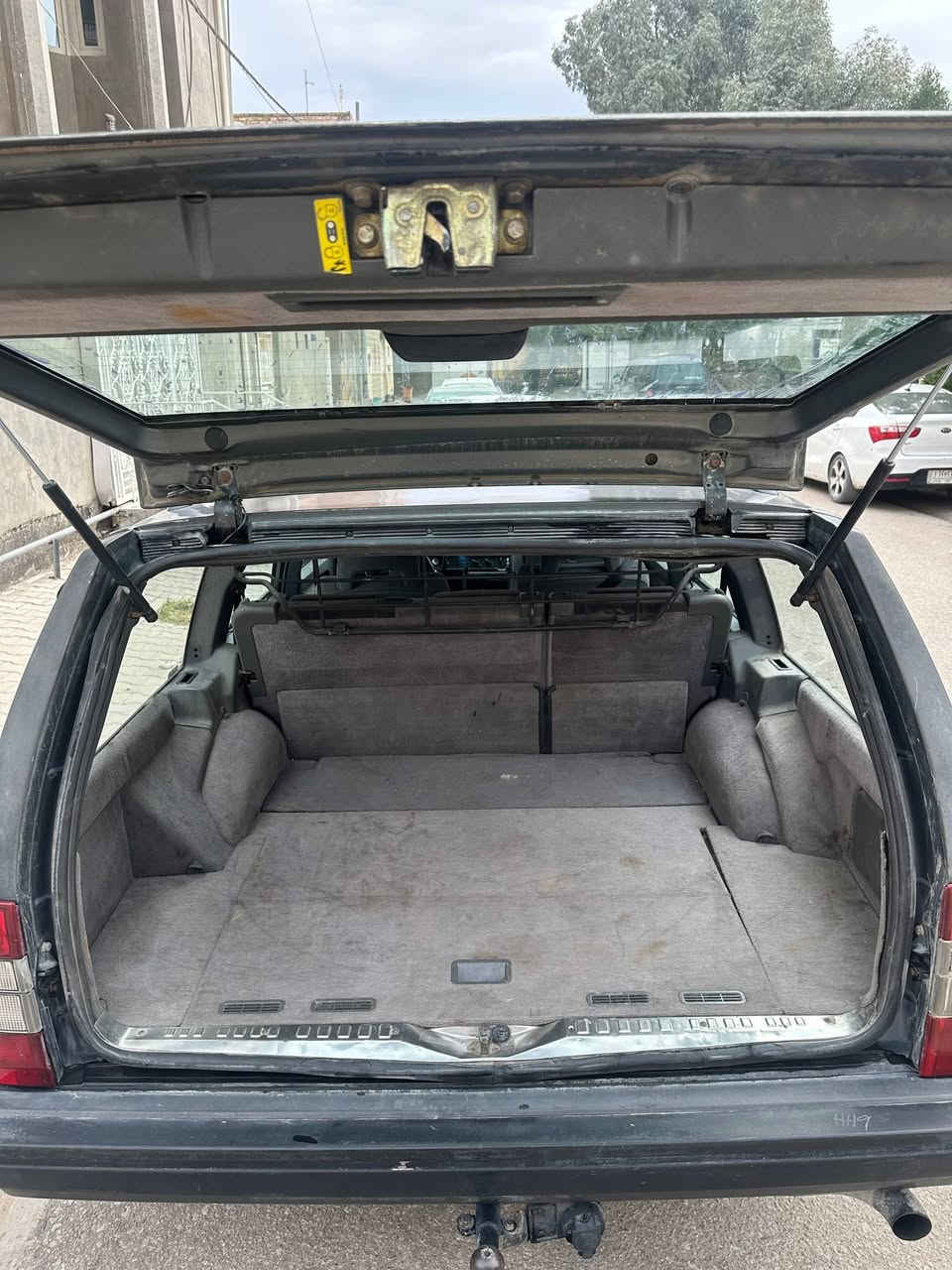 فالفو 940 نجف تيربو السيارة مثل ما موضحة بالصورة مكانها نجف 
السعر ٦٨ 

للاستفسار ***********
