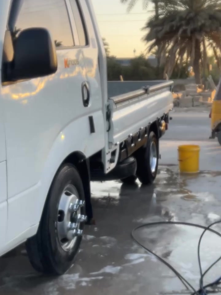 سلام عليكم كيه فحل موديل 2023 

كفاله من كلشي تبريد ثلج ❄️ 
محور وياله وتايرات التايرات قبل سبوع شديت تخم 
امامي وتخم خلفي 
سياره نضيفه كلش 
مصفره ضريبه وغرامات 
وسياره بسمي ثاني يوم احولك 
اشتغل بيه بل داخل 
مكاني بابل الهاشميه 
رقمي تصل وبيك خير وتدلل 
سعر 180 
***********
