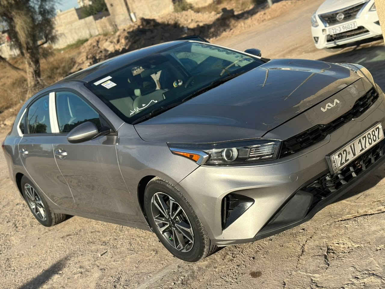 سلام عليكم كيه فورتي للبيع
رقم اربيل تسجيل جديد بااسمي
بيها تبديل مدكر امامي ايسر فقط والبنيد بس خشم ثلث اصابع
السياره مدوشمة عام ربع متصرف عليها
محرك 2000 دوش المرغوب
  
الموصفات
• دخول مفتاح م
فول تحكم ستيرن جهتين
• شاشة كار بلي
• كامرة خلفية دوارة
رادار امامي
رادر جانبي
رادر خلفي
تحديد مسار
مثبت سرعة
نقطة عمياء
بريك تفاعل اوتتماتيك اثناء اقتراب من الجسم انظمة قياده Drive mode ثلاث وضعيات
لايت زنون
مكاني بصرة
***********
