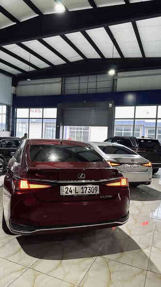 السلام عليكم ورحمة وبركاته 
عداد المسافة :  ٦٧ مايل 

حجم المحرك : ٦سلندر   

ملاحطة السيارة سلفر : بوند 💯💯
💯💯
موديل :2023
سعر : 298 ورقة   🔥🔥
فول فول مواصفات 𝟏/𝟏.

داخل اسود 
كيج الكتروني
بصمة ابواب
بصمة تشغيل
تشغيل عن بعد(𝐑𝐞𝐦𝐨𝐭𝐞 𝐒𝐭𝐚𝐫𝐭)
شاشة دشبول ديجيتال
شاحن هاتف لاسلكي 
ماوس تحكم
كاميرة 
هاند بريك بصمة
اوتو هولد (𝐀𝐮𝐭𝐨 𝐇𝐩𝐥𝐝)
اوتو ستارات (𝐀𝐮𝐭𝐨 𝐒𝐭𝐚𝐫𝐝)
اوتو ستوب (𝐀𝐮𝐭𝐨 𝐒𝐭𝐨𝐩)
رادار امامي (تحديد مسار)
رادار جانبي  (نقاط عمياء)
رادار خلفي (التحذير من الاصطدام)
حساسات امامي 
حساسات جانبي
حساسات خلف
نظام (𝐄𝐜𝐨)
نظام (𝐍𝐨𝐫𝐦𝐚𝐥) 
نظام (𝐒𝐩𝐨𝐫𝐭)
تبريد لمس
تبريد مركزي
كشنات جلد
كشنات كهربائي
كشنات خزن+میموري 
كشنات تبريد
كشنات دفئة
تحكمات استيرن
استيرن تدفئة
كشنات جلد
كشنات كهربائي
كشنات خزن+میموري 
كشنات تبريد
كشنات دفئة 
صندوق شفط كهربائي 
لايتات 𝐋𝐄𝐃 عدسة زينون بيلادي
بلوجكترات 𝐋𝐄𝐃 بيلادي
بكلايتات 𝐋𝐄𝐃 بيلادي
ويل كروم 

تفاصيل اكثر الاتصال علی ارقام التاليه ‏‎‏ 

‏ *********** 📲📲
