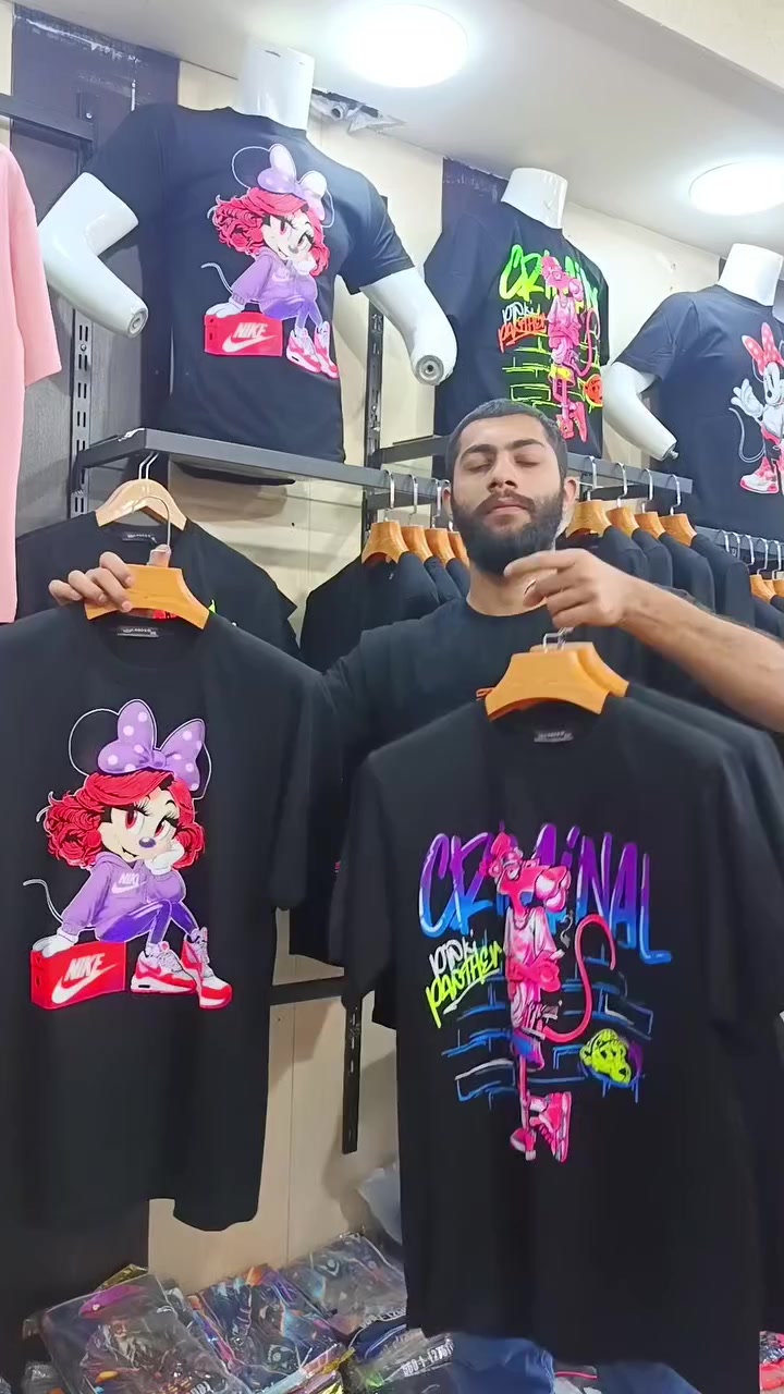 بديات خامة قطن 

طبع فسفوري تطلع روحك و هوه مايطلع من البدي 

قياسات اعتقد M.L.XL.XXL 

اسعارهن ما اذكرها بس گايلها بل فديو ارجع شوفها مابيه حيل 

عنوان المحل بكربلاء بشارع السناتر بنهاية مجمع فاطمة 

للحجز مراسلة الصفحه او واتساب *********** 

وبعد بكيفك ☕
