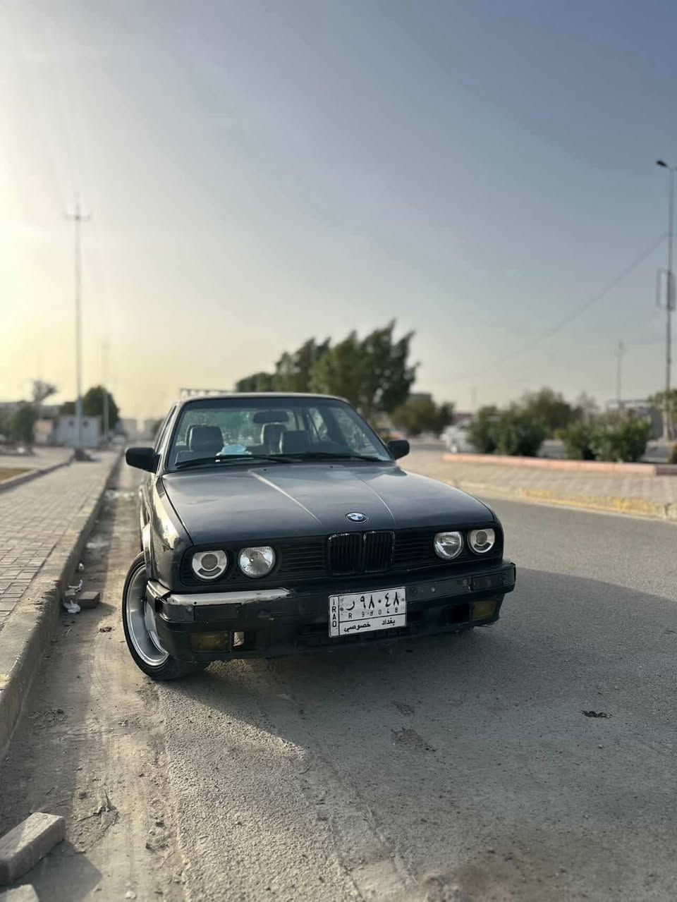 شلونكم حبايب 
للبيع زعره 325i اوتوماتيك اصل وارد يابان 
محرك مفتوح ٢٥ جديد 
كير اوتو جديد 
ويل بوربت 16 اصلي جديد 
صدر امامي خلفي جديد 
رقم بغداد باسمي 
تبريد ثلج تدفئه شغاله 
بدون ضربه بدون صبغ بلاديه 
بدون خياس 
بدون نقص جاهزه 
كلشي شغال بيها وبلادي
مكاني بغداد حي الاعلام  ***********
السعر 55 وبيها مجال
