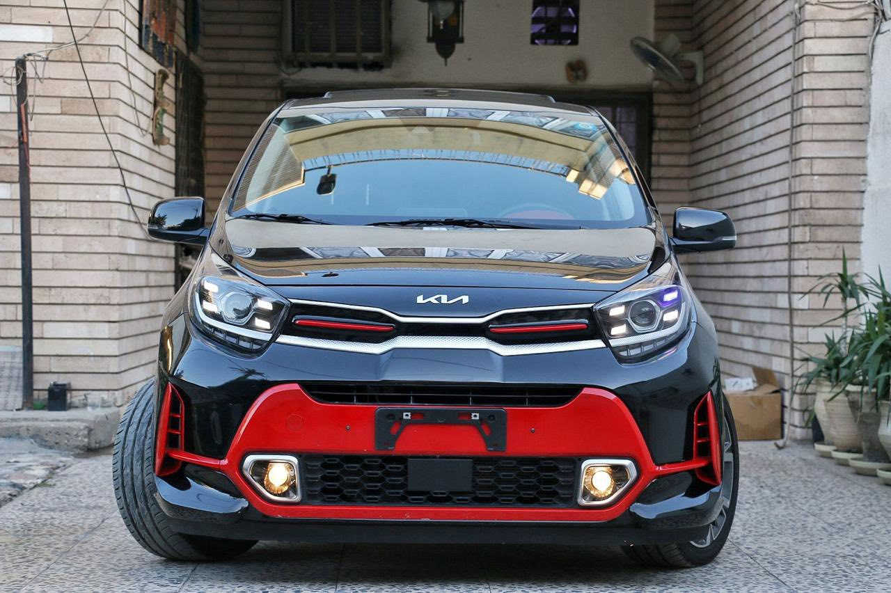 السلام عليكم. بيكانتو ٢٠٢٢   اسود ميتاليك. ماشيه  17000كيلو  . جي تي لاين يعني اعلئ مواصفات 1علئ 1فتحه سقف. بصمه شاشه كار بلي . نفيكيشن شغال  ويل كب حجم 16.تبريد بكره وشاشه. تحكمات ستيرن جهتين. Abs. كروس سرعه. قياده اليه للمركبه. تحديد مسار.  رادار امامي. رادار تحديد أشخاص. لايت عدسه وشمعه. كشافات أماميه.. كشاف ضباب خلفي. مرايات جانبيه شفط مع اشاره. مرايات كهرباء.. داخل جلد لونين.. كيرها ٦ نمر تختلف عن الموديلات السابقه الي تجي 4نمر. محرك mpi الحديث الاقتصادي بصرف الوقود.. ستيرن جلد خياط نص من الأسفل. مانع تزحلق حساس ضغط هواء تايرات. ماطورات لايتات أماميه تتحكم بصعود ونزول العدسات. كير تبترونك يعني عادي واوتماتيك.. ايرباكات دواخل.. احزمه امان لون احمر  بك لايت شمعه مجسم. بطاين أبواب فورمايكه اسود واحمر. اشعارات شاشه. وتنبيه جرس..الستيرن  واليدات الداخليه كروم مات.  يدات الأبواب الخارجيه كروم. ترايش أبواب نيكل. دوسه البانزين  والبريك نيكل  واسود تجوات كراسي عدد5 . ستوب لايت مع سبويلر خلفي دوس جانبيه نفخ. دفيوزر خلفي. عدا المواصفات الاساسيه الي موجوده بالسياره.بيها جاملغ خلفي مصبوغ من بره وأثر حالوب خفيف ورا الفتحه
للاستفسار الاتصال على الرقم وبي واتساب
***********
علما ان السياره فحص موقت بدون لوحات
