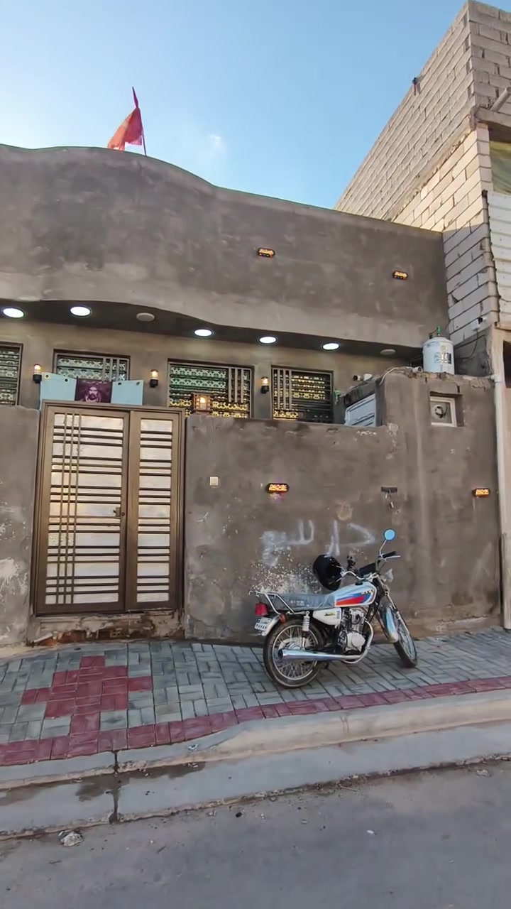 بيت فول درجه فوق الاولى 100م مربع طابو صرف الطاقة ١٦
غرفتين نوم طابوك جمهوري 

السعر ١٣٥ مع مجال  

***********
