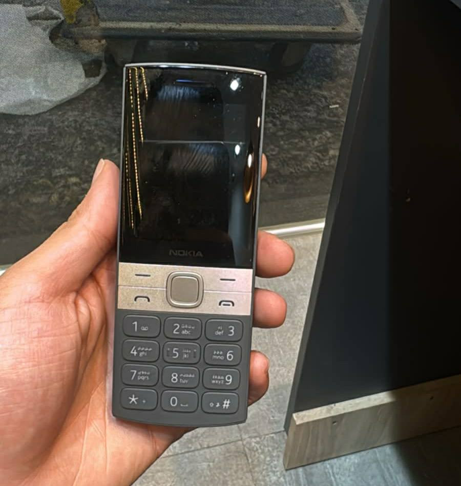 📱 متوفر الآن في مكتب الريان للموبايل

جهاز Nokia 150 4G الأصلي من الوكيل الرسمي "الأقواس"  ب 35

✅ شاشة 2.4 إنج
✅ كاميرا خلفية مع فلاش
✅ يدعم اللغة العربية
✅ بطارية قوية تدوم طويلاً
✅ يدعم شريحتين وكارت ذاكرة
✅ تصميم أنيق ومتين
 
🔸 متوفر بعدة ألوان
📦 توصيل لجميع محافظات العراق
📍 الرميثة – الهلايجية – مجاور صيدلية بغداد

#Nokia #نوكيا150 #موبايلات_رخيصة #موبايلات_أصليه #مكتب_الريان_للموبايل #الرميثة #السماوة #السوق_المفتوح #عروض_الموبايلات #موبايل_عملي #توصيل_لكل_العراق


**إذا كنت صاحب هذا الإعلان وتريد حذفه لأي سبب، رجاءا أرسل رسالة إلى الدعم الفني**