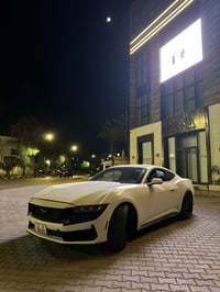 مراوس فقط بموستنك GT  . . موستنك ايكو بوست بريميوم  فول مواصفات  للاخي...