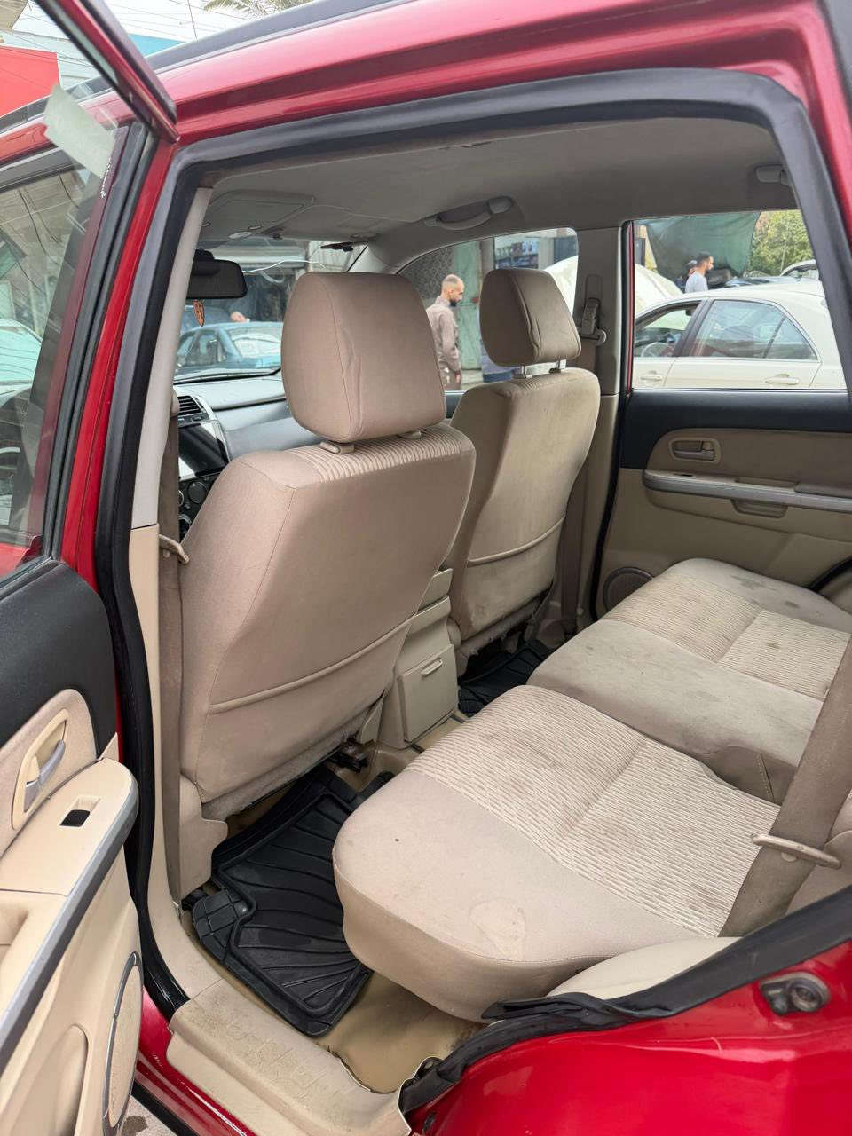 للبيع: ساسوكي فيتارا : 105
قطعتين صبغ فقط بنيد وجاملغ 
***********
