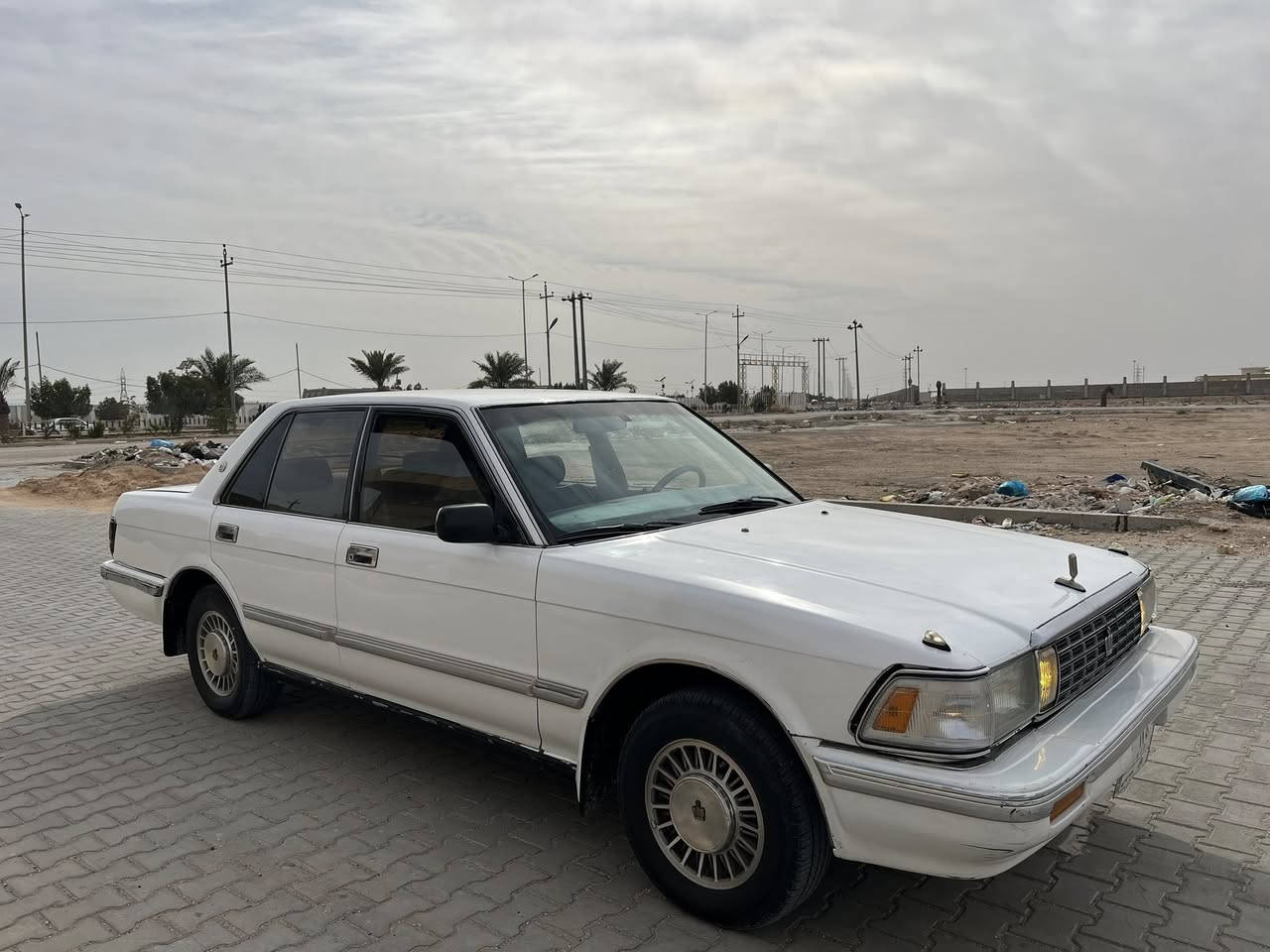 سلام عليكم من رخصة مدير الاكروب
للبيع فقط سيدان 89 يسرى بلاد مكينه وكير 
بطه 2500 سياره كفاله كص وضربه بيه رشات 
جاهزه مكينه وكير وحداديه وتبريد وتخم تاير 
كله شرط سنويه جديده ل 2030 راعيه نجف 
ومكانه نجف سعره 68 وبيه شويه مجال 
***********
