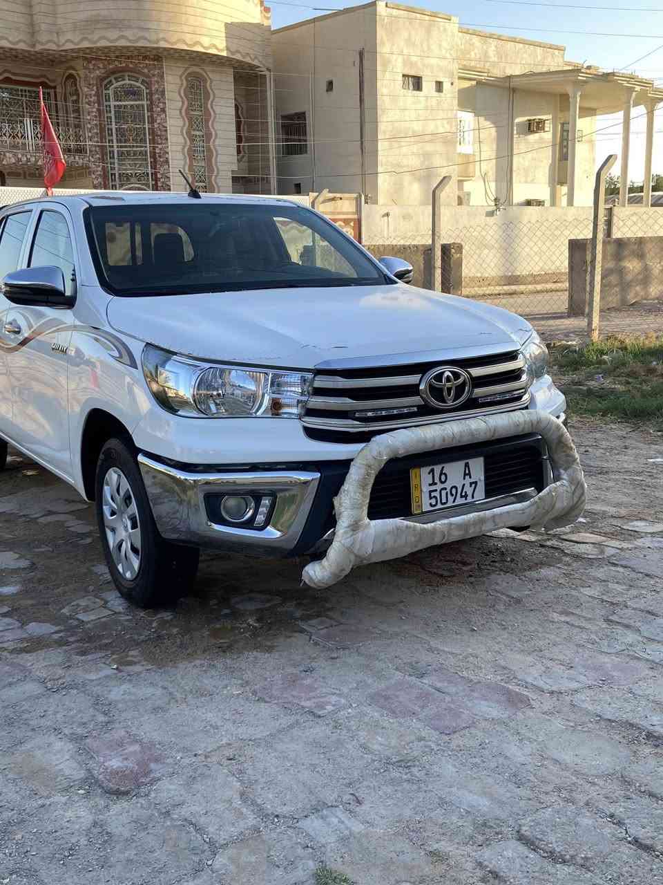 تويوتا هايلوكس 2024 كويتي جديدة جدا ماشية 45 نص فول كير أوتوماتيك مكفولة كفاله عامه من الصبغ والبارد والرصعه والشخط السيارة كارتون مكانها السماوه للاستفسار الاتصال على الرقم ***********
