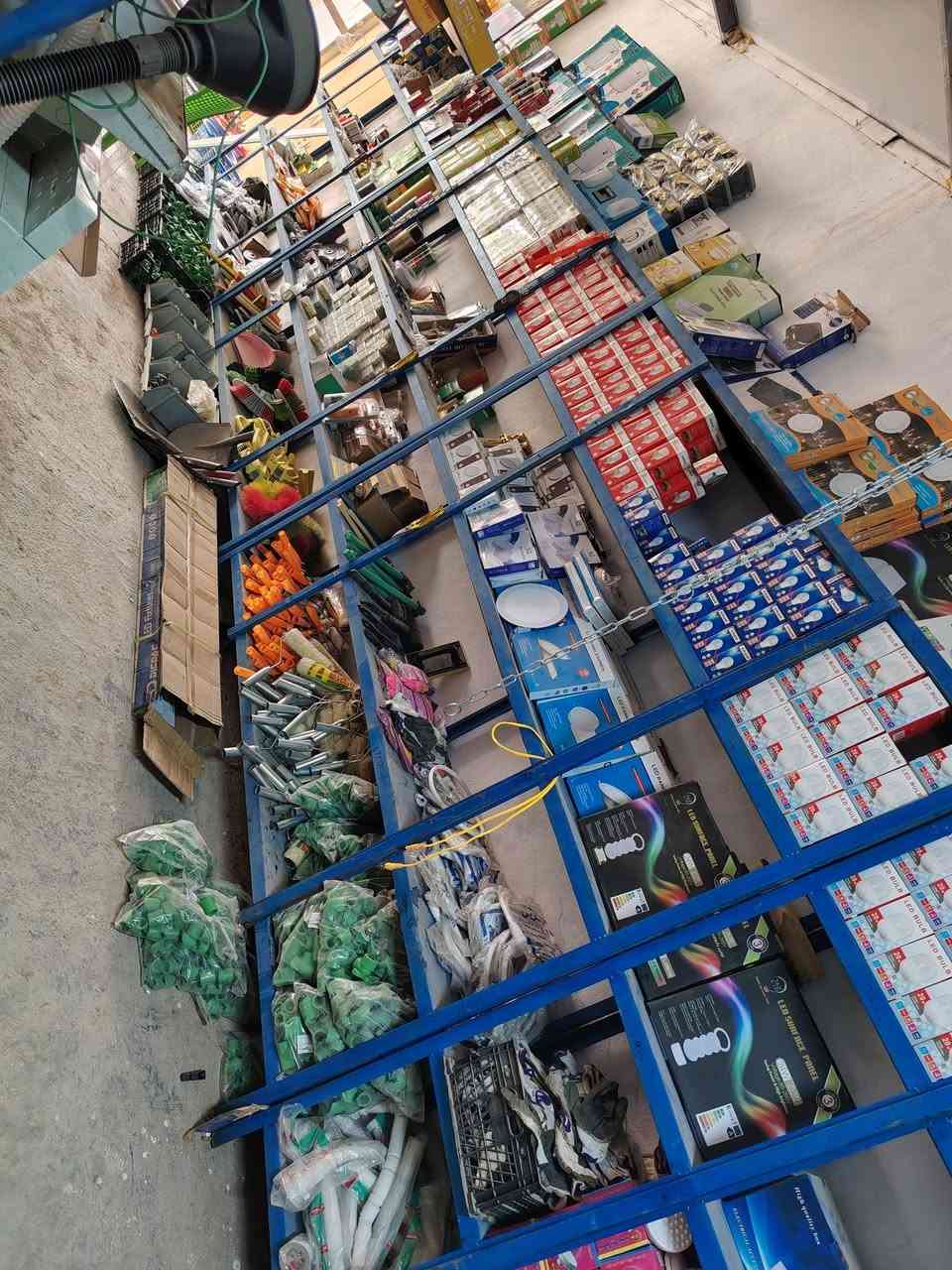 للبيع مستعجل عدم التفرق الأسعار ب الفيديو
مكاني بغداد جسر دياله الجديد ***********
