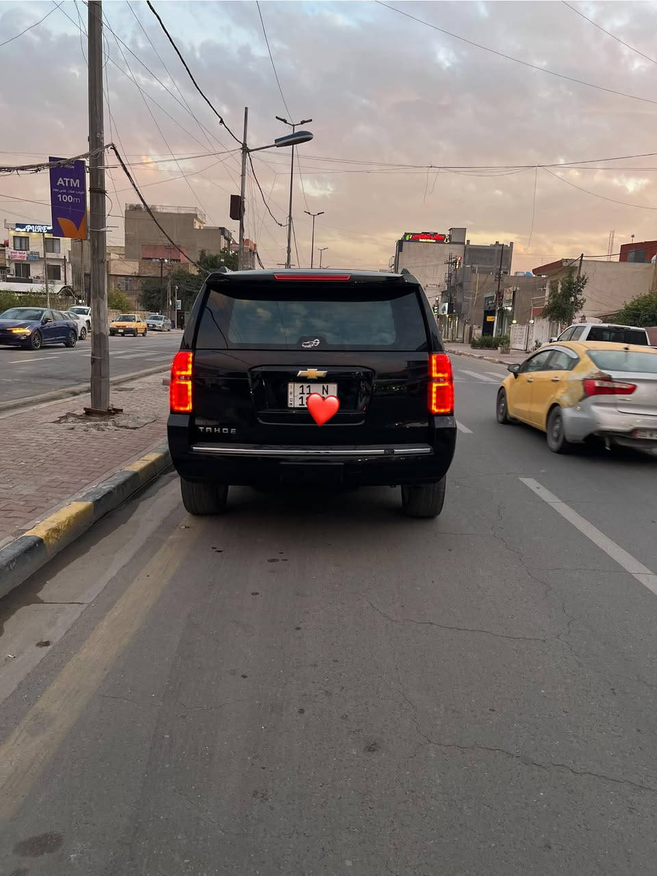 تاهو LTZ موديل 2017 ( خـليـجـي )
فول مواصفات بصمة شاشة فور ويل
‎  ملاحضه سياره بيه بارد اقل الشبر  
ماشيه 100
مواصفات السياره سعرهه340 وبيه مجال 
‎ 1.بصمة تشغيل و 4 ابواب بصمة
‎2.تشغيل عن بعد 
‎3.سلايد روف
‎4.ثلاجه داخليه 
‎5.رادارات جوانب و امامي وخلفي
‎ 6.تحديد مسار 
‎7.حساسات امامي خلفي 
‎8.نظام توقف ذاتي 
‎9.كامره خلفيه + كار بلي
‎10.تحكم ستيرن 
‎11.كروس سرعه 
‎12.نقطة عمياء
‎13.لايت لد + لايت زنون 
‎14.انظمة قياده سبورت و جبلي وسحب 
‎15.نظام انزلاق 
‎16.كشنات كهرباء 
‎17.تدفئه وتبريد كشنات سايق وراكب 
‎18.كشنات خزن ميموري
‎19.كشن هزاز
‎20.كشنات جلد قرميدي 
‎21.مري شفط 
‎22.قاصه
‎23.شاحن لاسلكي 
‎24.و𝐃𝐕𝐃 بالقماره مع ريمونت 
‎وبعد بيها هواي مواصفات معروفه 
رقم ‎ ***********
