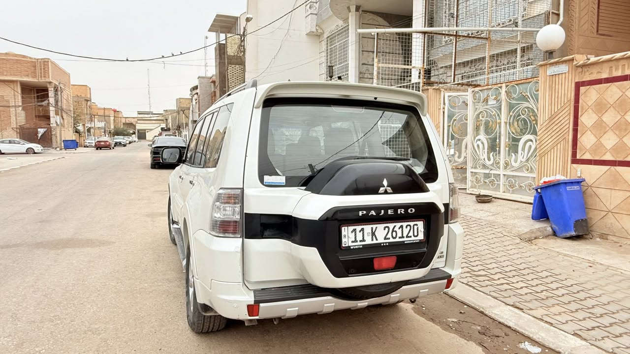 باجيرو 2015 حبتور فول مواصفات
رقم بغداد بأسمي مداور ثاني يوم
مكفوله من الصبغ
ماشيه 124 الف 
السعر 210 وبيها مجال
مكان السياره بالنجف
للاستفسار ***********
