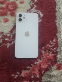 ايفون ١٢ شرق اوسط • ١٢٨ • كامره خلفية متفتحه