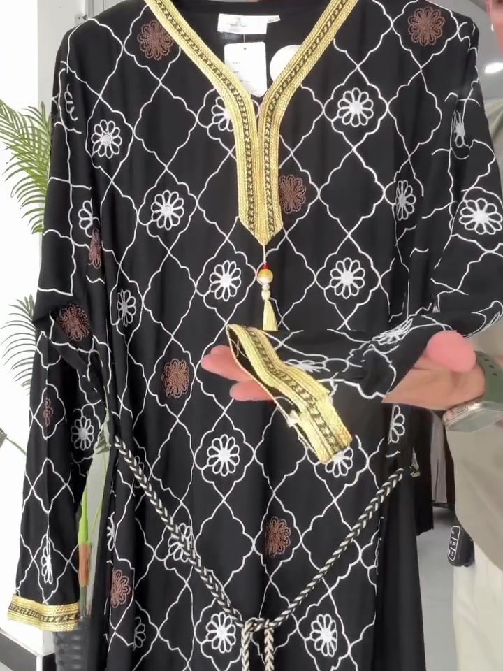 اللهم صلِّ على محمد وآل محمد 🌺
دراعه كشمير نسائي تطريز مغربي 
2XL. 3XL. 4XL 5XL. القياسات 
القالب راهي والقطعه كلوش
السعر. 15
@إشارة


**إذا كنت صاحب هذا الإعلان وتريد حذفه لأي سبب، رجاءا أرسل رسالة إلى الدعم الفني**