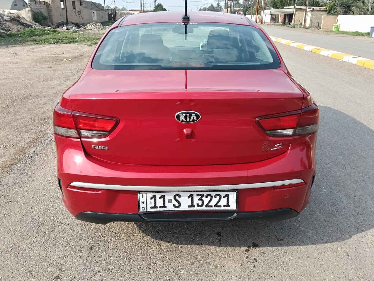 كيا ريو 2021

فول ما عده الفتحه 

بيها قطعتين وشويه صبغ 

من دون دواخل 

سعر 105 

مكاني اليوسفية 

***********
