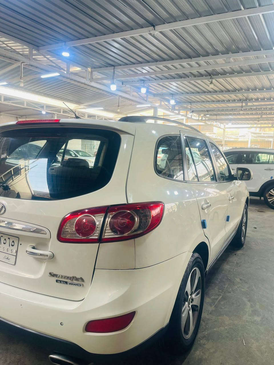 سلام عليكم سنتافي موديل 2012خليجي رقم بغداد الجديد باسمي صبغ باب خلفي السعر157مكينه6 سلندر
سبع راكب ثلاث قطع تبريد
الستفسار ***********ابو مصطفى
