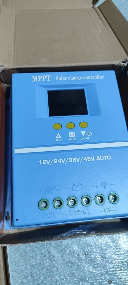 ياللة توفر وجبة جديدة من جهاز MPPT بأحجام مختلفة الي يحب يحجز يتفضل خاص 
100 ابو الشاشة الكبير 70 الف
100 ابو الشاشة العادية 60 الف
60 امبير 50 الف 
50 امبير 50 ا
هذه الأسعار غير شامل التوصيل


**إذا كنت صاحب هذا الإعلان وتريد حذفه لأي سبب، رجاءا أرسل رسالة إلى الدعم الفني**