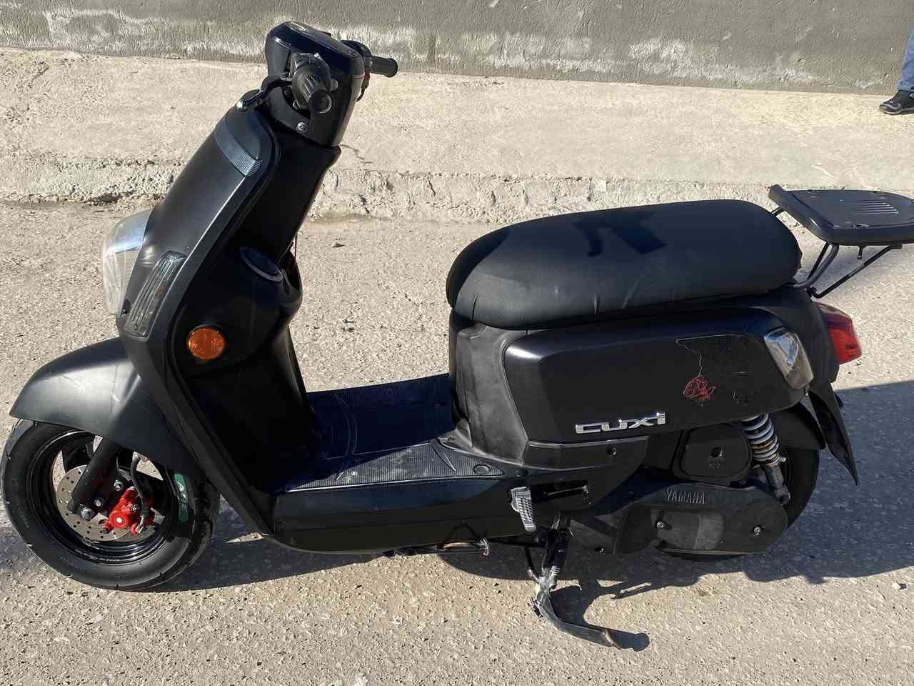 السلام عليكم

دراجه بوليس 
لون مميز (اسود طافي)
السعر: مليون و125 وبيه مجال 

كفرات ختم واحد 

مكينه مامفتوحه 

تايرات جدد 

دراجه مامتعوبه 

قبل شهرين طلعتها 

دراجه نظيف  نوزل 

مكاني كربلاء 

رقم الهاتف ***********
