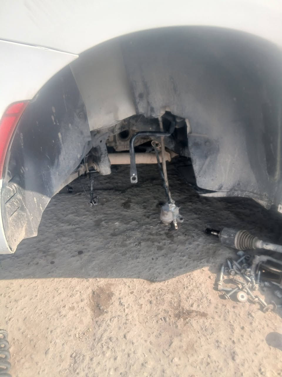 ٢٠١٧ بلاك توب
مصبوغ حزام مبدل فقط جاملق بدون ايرباك 
رقم واسط دولي 
شنو ابالك مواصفات بيها عدا الفتحة السعر ١٦٠ سيارة بيه نقص دبلات امامي 
والباقي اني على ايدي الله شاهد كير مكينة تجي تفحص واني خادم 
الشراي يتصل ويشلع عيوني 

***********
