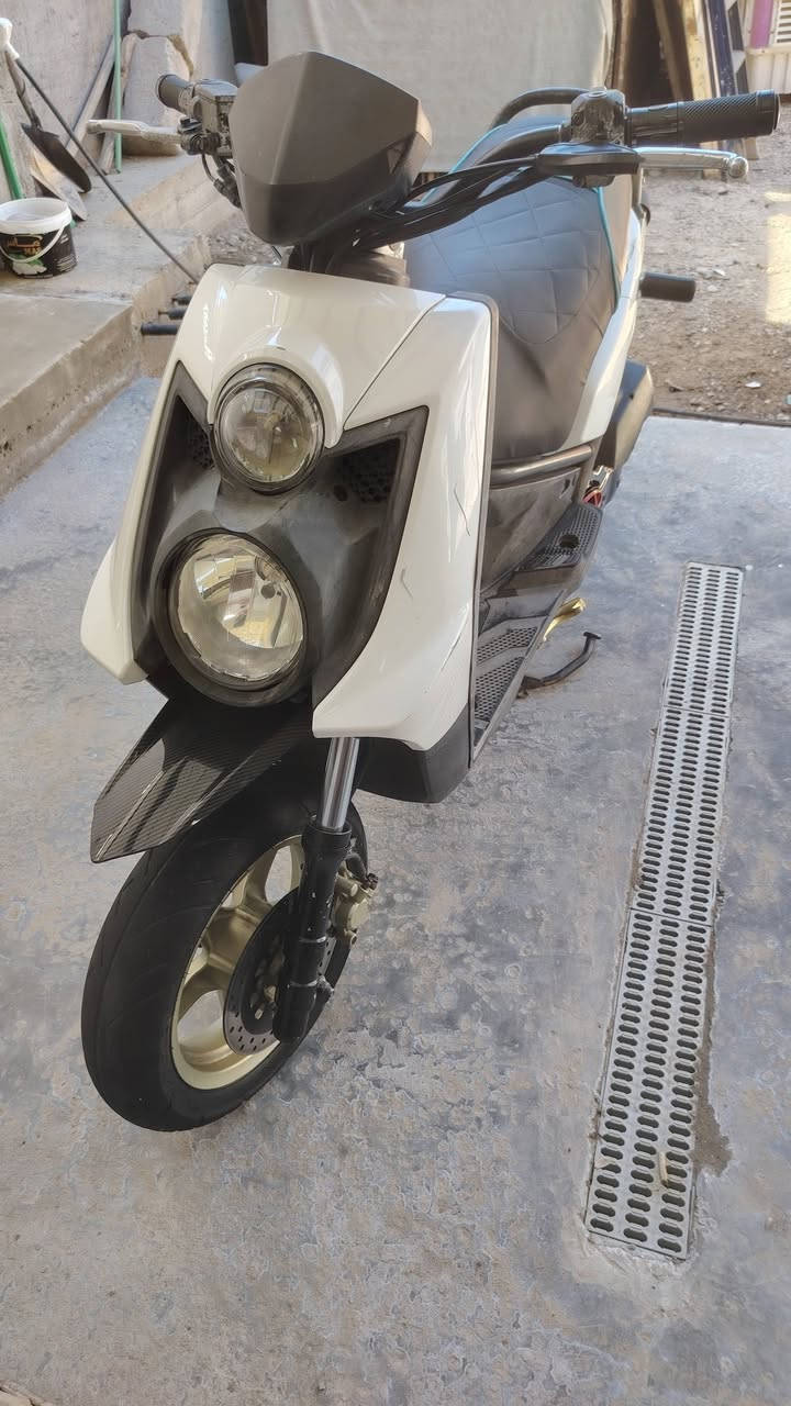 سكنس جبلي البيع دراجه  مكينه وضفيره وشاصي دبلات امامي وخلفي  كله عل فحص بنزين كله محسن دهن أمزويل تأخذه راسك يبرد مكاني نجف حي ابو طالب *********** شراي خابرني ويدلل وسعر خاص لن اكو ناس لوتيه 🤍👍🏼
