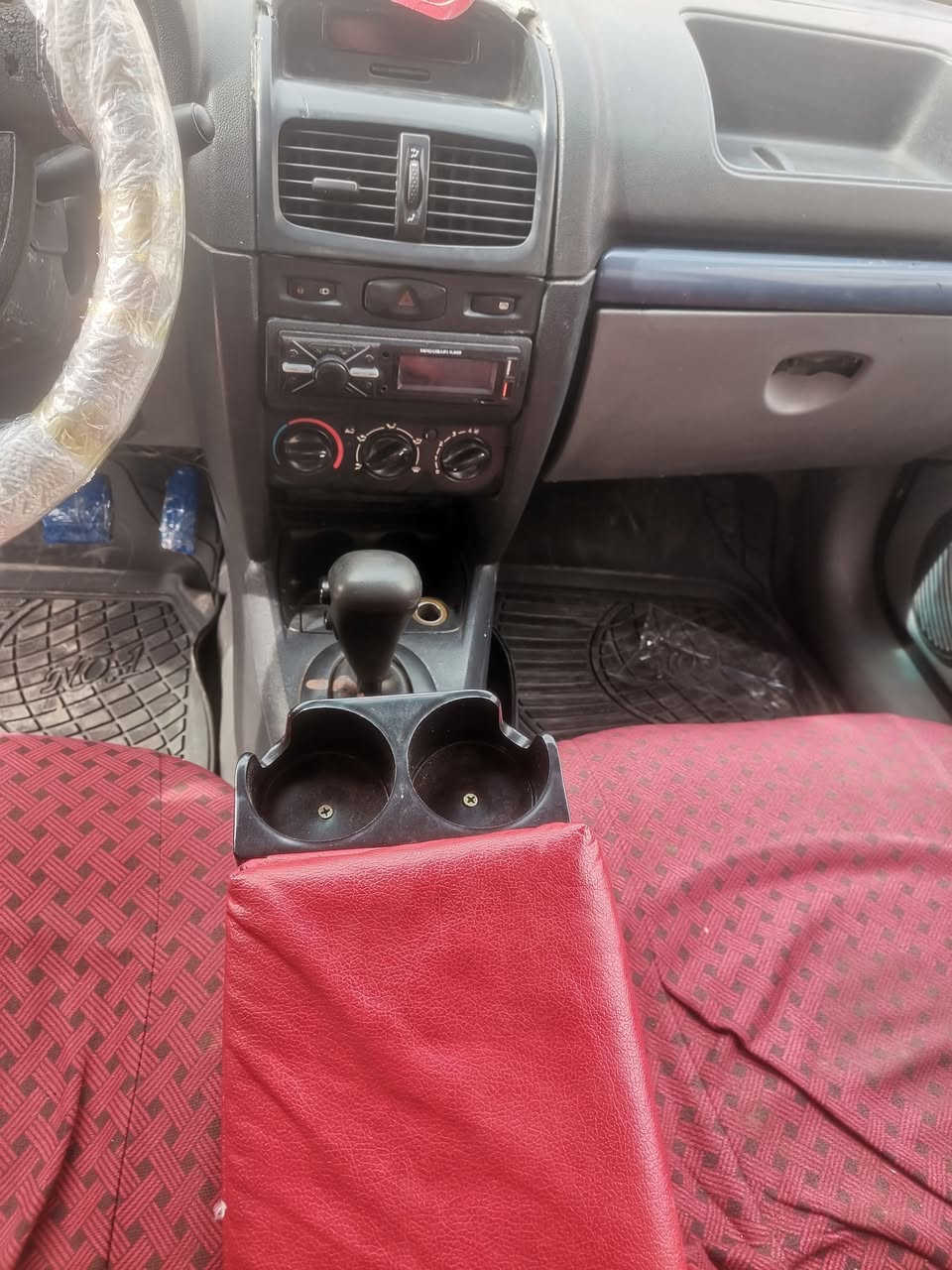 السلام عليكم
رينو كليو ٢٠٠٨ كير ومحرك كورله يارس حديث سنوية عضم عاج رقم كركوك ألماني راعيها ابغداد يحول للبيع
السعر ١٥ وبيها مجال شويه مكانها قضاء الدور
للاتصال ***********
الخاص مفتوح
