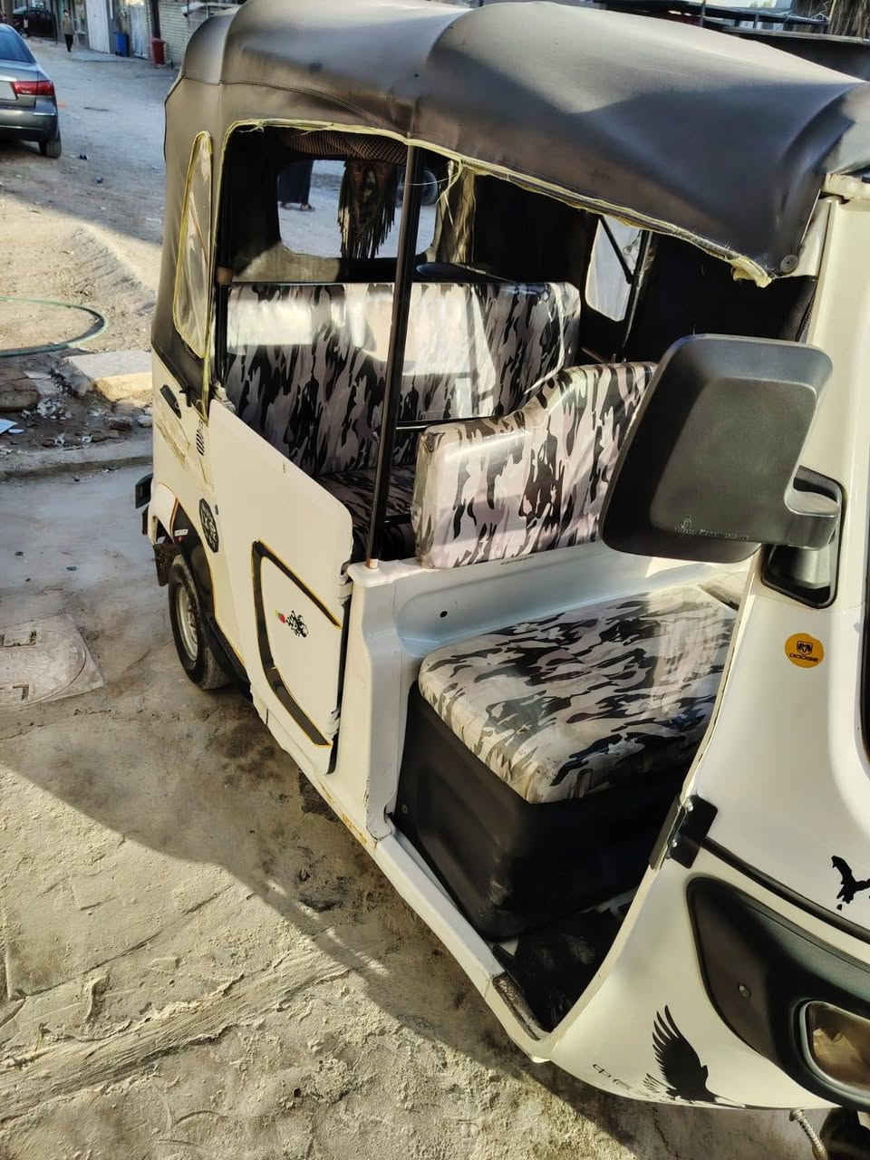 سلام عليكم تكتك ت ب ا س.. موديل 2022.  شهر 5 .. رقم انكليزي .شارع المطبك قرب مجلس البلدي. 7 ملايين و300.بية مجال بسيط. الاستفسار.  ***********
