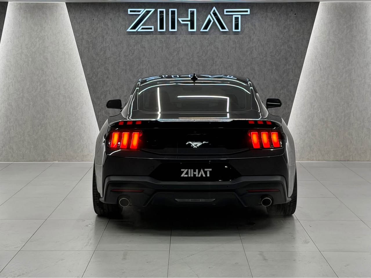 بسم الله الرحمن الرحيم 

فورد موستانك 2024 شكل جديد
للبيع  لون اسود 
ماشيه   49 الف 
 مواصفات 
شاشه منفصله 
بريك كهراباي 
رادارات امامي خلفي 
نقطه عميا و حساس خلفي 
لايت ليد 
 بكلايت ليت 
اوتو ستوب 
بي 5 مودات  رياضي 
نورمال ايكو سبور كوستن وتراك 
شاشه تدعم كاربلي 
کشن هیتر و کهربای 
ملاحضه. 
سياره دخول جديد بدون رقم  وترقم شيمال
دهوك اربيل سليماني 
و تكليفه رقم. 11 ورقه 
ضرر سياره 
بنیدج صبغ وجاملغ 
ارباك ستیرن طاك و راجع بلاد 
وهای رقم شاصی 
‏  1TFA6P8TH5R5107069
سعرها 210 مجال للشراي 
راسلني علي خاص او خابرني 
*********** واتس اب 
مكان سياره دهوك دهوك, العراق
