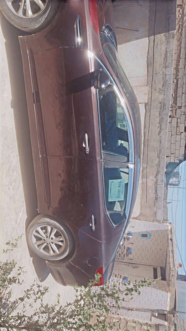 ياالله
السلام عليكم .. للبيع كيا اوبتيما موديل 2012
فول مواصفات بصمه شاشه بانوراما السيارة بحاله جيدة 
ضرر حافه البنيد فقط والباقي ليبل واحد كفاله 
السيارة مثل ماموضح بلصور يرادلها ترتيب شويه بسعر مناسب جدا 
85$وبيها مجال بسيط 
عنوان السيارة ديالى ..كير مكينه كفاله عامه لغد شاصي مكفول 
للاستفسار على الرقم ***********
