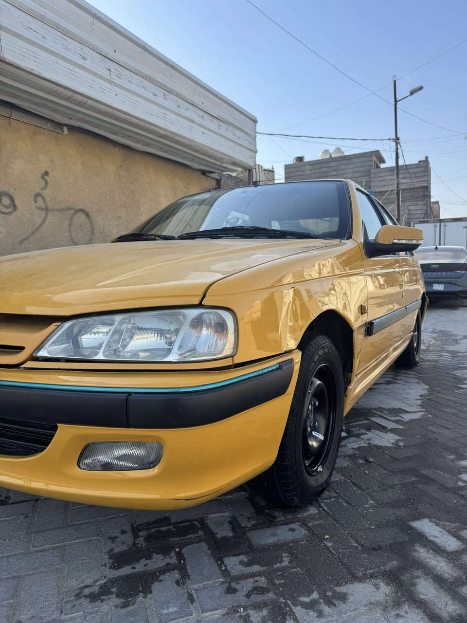 سلام عليكم للبيع بيجو باص موديل١٥
السياره جاهزه🚕من تخم تاير صدر جديد 👍🏼دوشمه جديده 
مكينه فرنسي🏎️✈️لسياره اي نقص مابيها بس ماعده لجاملغ ليسر موضح بلصوره بي طخه لسعر٤٨💸وبيها مجال للطيبين 
مداور ثاني يوم🚦 لشراي يتصل ويدلل***********ممتواجدعل نت🥱
